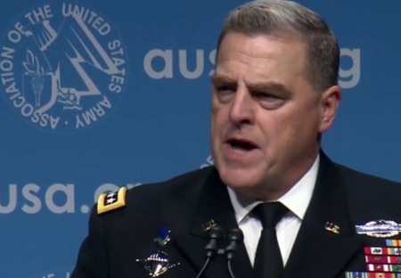 VIDEO: A je to tady! Náčelník generálního štábu amerických ozbrojených sil v děsivém projevu začal vyhrožovat Rusku, Číně a globalistům zničující válkou! [CZ Titulky]