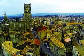 mestecko-otravene-cia-francouzsky-dokument