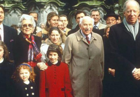 Terorismus? Ne. Rothschildismus!