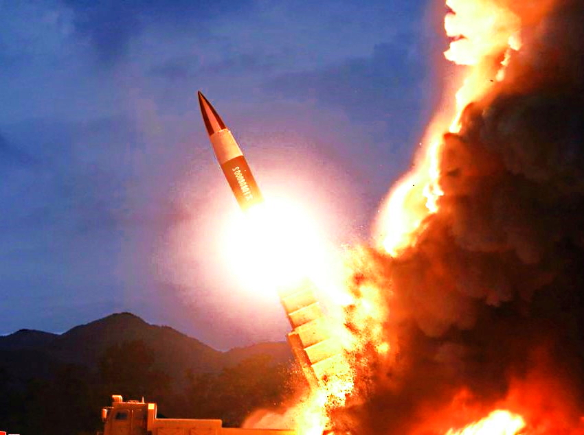 utok-ukrajiny-raketami-atacms-odpovi-rusko-na-utok-po-aktualizaci-sve-jaderne-doktriny