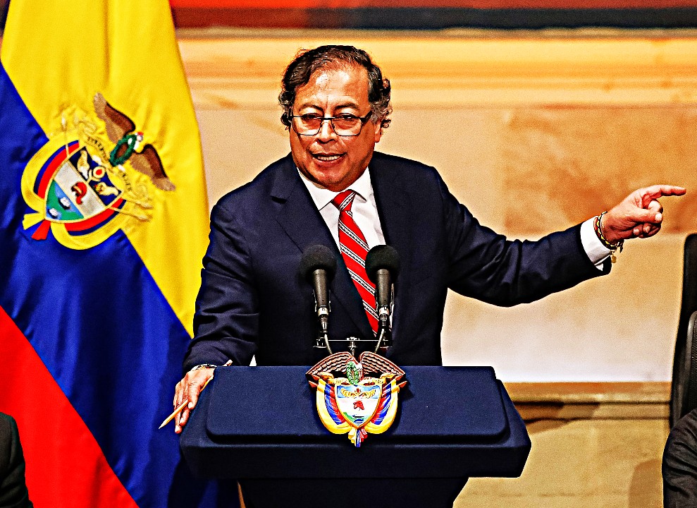 petro-odsoudil-militarizaci-karibiku-po-americkem-vpadu