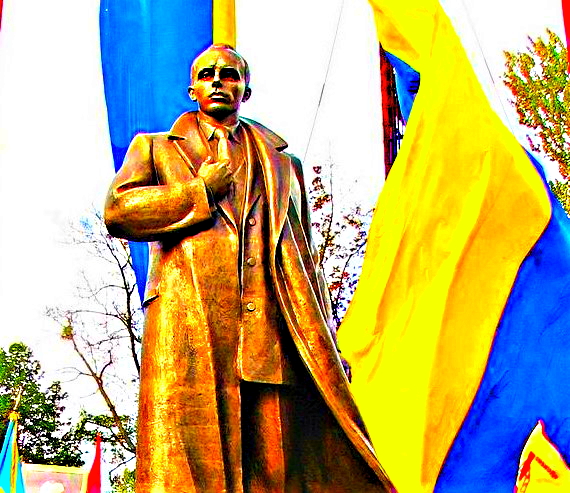 ukrajinske-deti-s-nasivkami-ukrajinskych-nacistickych-organizaci-chodi-do-polskych-skol