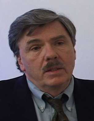 domecek-z-karet-se-hrouti-americky-uznavany-novinar-ziskal-informace-ze-americka-vlada-disponuje-satelitnimi-dukazy-o-tom-ze-let-mh17-sestrelila-ukrajinska-protiletadlova-baterie